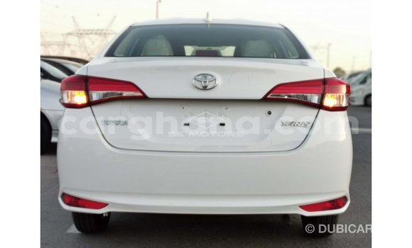 Ra Imported Toyota Yaris funfun Ọkọ̀ in Import - Dubai ni Ashanti Ra Imported Toyota Yaris funfun Ọkọ̀ in Import - Dubai ni Ashanti