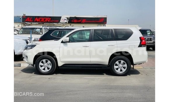 Buy Import Toyota Prado White Car in Import - Dubai in Ashanti Buy Import Toyota Prado White Car in Import - Dubai in Ashanti