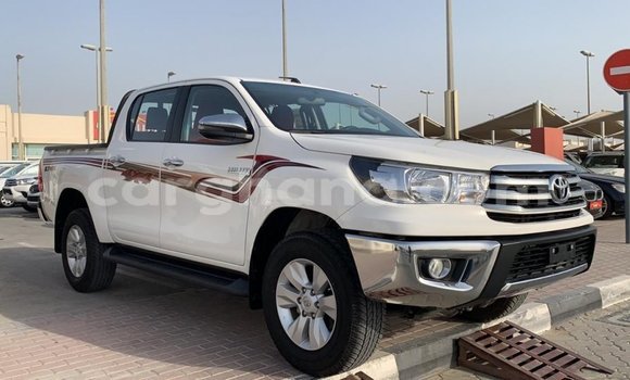 Ra Imported Toyota Hilux funfun Ọkọ̀ in Import - Dubai ni Ashanti Ra Imported Toyota Hilux funfun Ọkọ̀ in Import - Dubai ni Ashanti