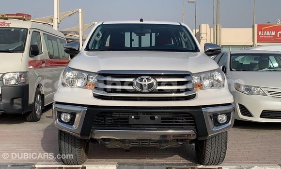Ra Imported Toyota Hilux funfun Ọkọ̀ in Import - Dubai ni Ashanti Ra Imported Toyota Hilux funfun Ọkọ̀ in Import - Dubai ni Ashanti