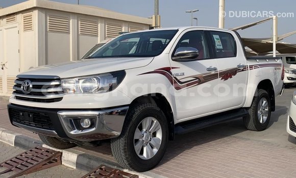 Ra Imported Toyota Hilux funfun Ọkọ̀ in Import - Dubai ni Ashanti Ra Imported Toyota Hilux funfun Ọkọ̀ in Import - Dubai ni Ashanti