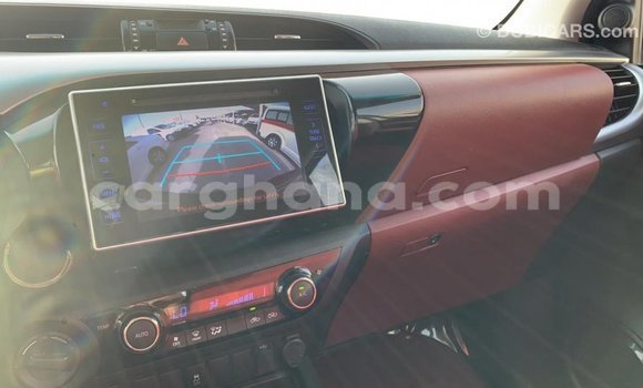 Ra Imported Toyota Hilux funfun Ọkọ̀ in Import - Dubai ni Ashanti Ra Imported Toyota Hilux funfun Ọkọ̀ in Import - Dubai ni Ashanti