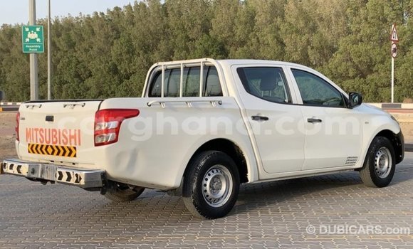 Ra Imported Mitsubishi L200 funfun Ọkọ̀ in Import - Dubai ni Ashanti Ra Imported Mitsubishi L200 funfun Ọkọ̀ in Import - Dubai ni Ashanti