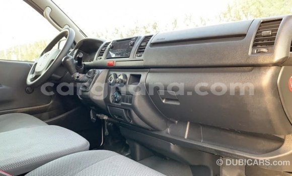 Ra Imported Toyota Hiace funfun Ọkọ̀ in Import - Dubai ni Ashanti Ra Imported Toyota Hiace funfun Ọkọ̀ in Import - Dubai ni Ashanti