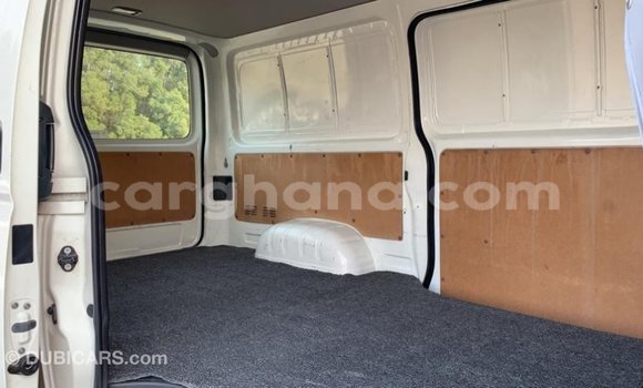 Ra Imported Toyota Hiace funfun Ọkọ̀ in Import - Dubai ni Ashanti Ra Imported Toyota Hiace funfun Ọkọ̀ in Import - Dubai ni Ashanti