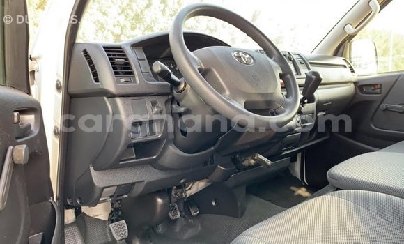 Buy Import Toyota Hiace White Car in Import - Dubai in Ashanti Buy Import Toyota Hiace White Car in Import - Dubai in Ashanti