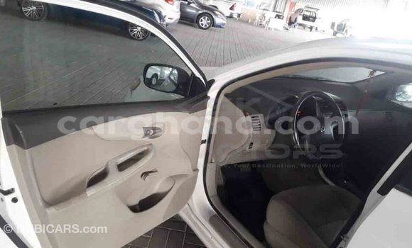 Buy Import Toyota Corolla White Car in Import - Dubai in Ashanti Buy Import Toyota Corolla White Car in Import - Dubai in Ashanti