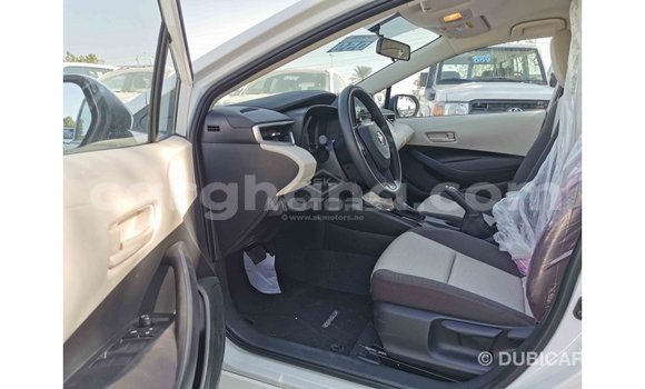 Ra Imported Toyota Corolla funfun Ọkọ̀ in Import - Dubai ni Ashanti Ra Imported Toyota Corolla funfun Ọkọ̀ in Import - Dubai ni Ashanti