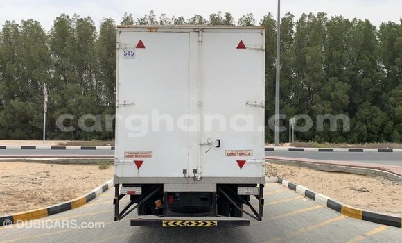 Ra Imported Mitsubishi i funfun Ọkọ̀ in Import - Dubai ni Ashanti Ra Imported Mitsubishi i funfun Ọkọ̀ in Import - Dubai ni Ashanti