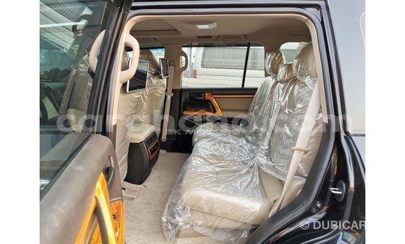 Buy Import Toyota Land Cruiser Black Car in Import - Dubai in Ashanti Buy Import Toyota Land Cruiser Black Car in Import - Dubai in Ashanti