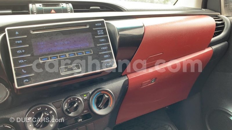 Big with watermark toyota hilux ashanti import dubai 33171