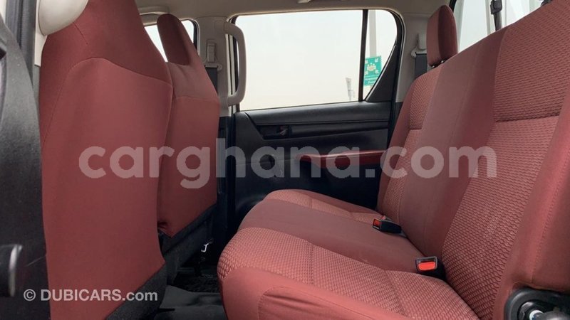 Big with watermark toyota hilux ashanti import dubai 33171