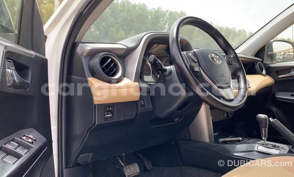 Buy Import Toyota 4Runner White Car in Import - Dubai in Ashanti Buy Import Toyota 4Runner White Car in Import - Dubai in Ashanti