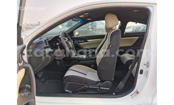 Sayi Imported Honda C White Motsi in Import - Dubai a Ashanti Sayi Imported Honda C White Motsi in Import - Dubai a Ashanti