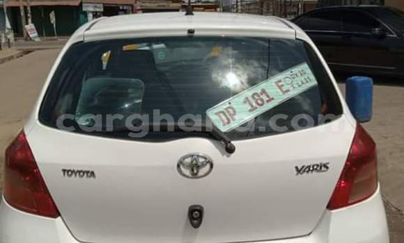 Buy Used Toyota Yaris White Car in Sekondi–Takoradi Metropolitan in Western