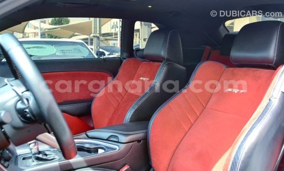 Ra Imported Dodge Challenger funfun Ọkọ̀ in Import - Dubai ni Ashanti Ra Imported Dodge Challenger funfun Ọkọ̀ in Import - Dubai ni Ashanti