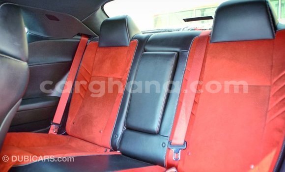 Ra Imported Dodge Challenger funfun Ọkọ̀ in Import - Dubai ni Ashanti Ra Imported Dodge Challenger funfun Ọkọ̀ in Import - Dubai ni Ashanti