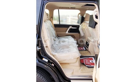 Buy Import Toyota Land Cruiser Black Car in Import - Dubai in Ashanti Buy Import Toyota Land Cruiser Black Car in Import - Dubai in Ashanti