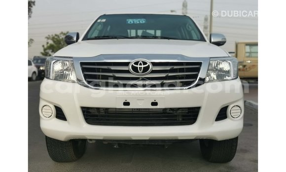 Ra Imported Toyota Hilux funfun Ọkọ̀ in Import - Dubai ni Ashanti Ra Imported Toyota Hilux funfun Ọkọ̀ in Import - Dubai ni Ashanti