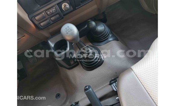 Buy Import Toyota Land Cruiser White Car in Import - Dubai in Ashanti Buy Import Toyota Land Cruiser White Car in Import - Dubai in Ashanti