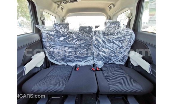 Ra Imported Toyota Rush funfun Ọkọ̀ in Import - Dubai ni Ashanti Ra Imported Toyota Rush funfun Ọkọ̀ in Import - Dubai ni Ashanti