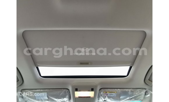 Buy Import Toyota Land Cruiser White Car in Import - Dubai in Ashanti Buy Import Toyota Land Cruiser White Car in Import - Dubai in Ashanti