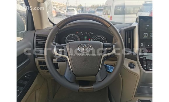Sayi Imported Toyota Land Cruiser Black Mota in Import - Dubai a Ashanti Sayi Imported Toyota Land Cruiser Black Mota in Import - Dubai a Ashanti