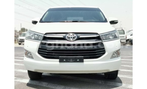 Buy Import Toyota Innova White Car in Import - Dubai in Ashanti Buy Import Toyota Innova White Car in Import - Dubai in Ashanti