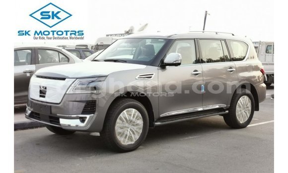 Buy Import Nissan Patrol Green Car in Import - Dubai in Ashanti Buy Import Nissan Patrol Green Car in Import - Dubai in Ashanti