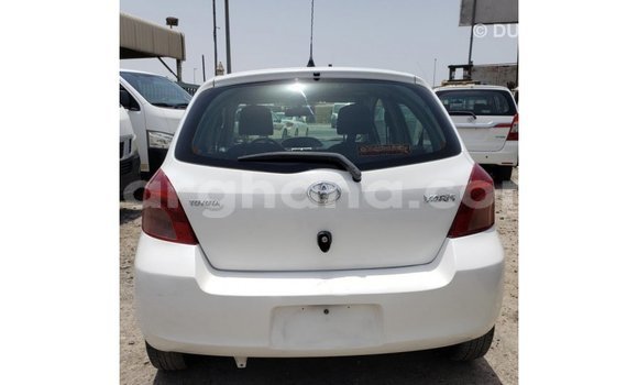 Ra Imported Toyota Yaris funfun Ọkọ̀ in Import - Dubai ni Ashanti Ra Imported Toyota Yaris funfun Ọkọ̀ in Import - Dubai ni Ashanti