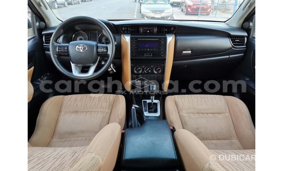 Buy Import Toyota Fortuner White Car in Import - Dubai in Ashanti Buy Import Toyota Fortuner White Car in Import - Dubai in Ashanti