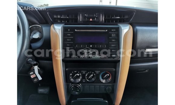 Buy Import Toyota Fortuner White Car in Import - Dubai in Ashanti Buy Import Toyota Fortuner White Car in Import - Dubai in Ashanti