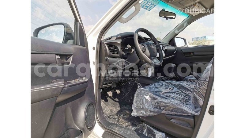 Big with watermark toyota hilux ashanti import dubai 33330