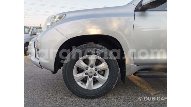 Big with watermark toyota prado ashanti import dubai 33389