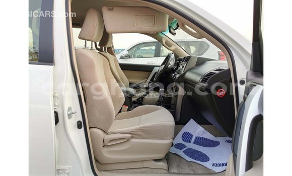 Sayi Imported Toyota Prado White Mota in Import - Dubai a Ashanti Sayi Imported Toyota Prado White Mota in Import - Dubai a Ashanti