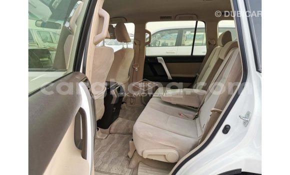 Sayi Imported Toyota Prado White Mota in Import - Dubai a Ashanti Sayi Imported Toyota Prado White Mota in Import - Dubai a Ashanti