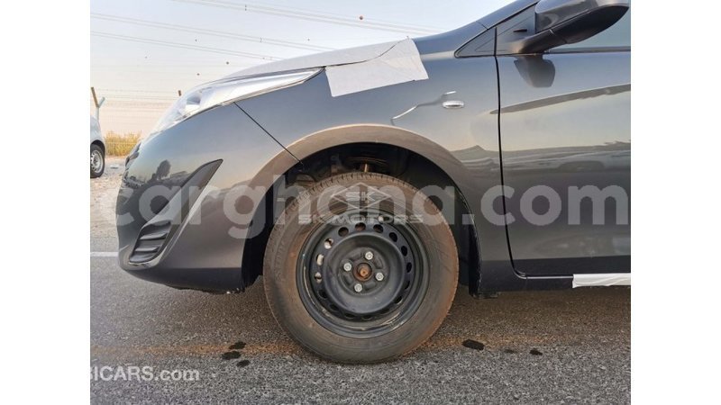 Big with watermark toyota yaris ashanti import dubai 33402