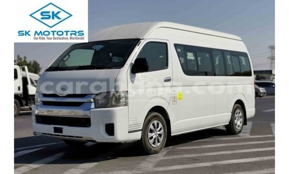Buy Import Toyota Hiace White Car in Import - Dubai in Ashanti Buy Import Toyota Hiace White Car in Import - Dubai in Ashanti