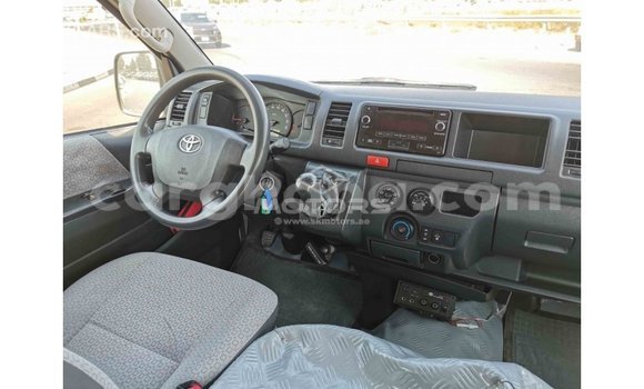 Buy Import Toyota Hiace White Car in Import - Dubai in Ashanti Buy Import Toyota Hiace White Car in Import - Dubai in Ashanti