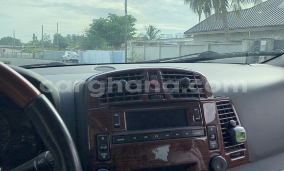 Buy Used Cadillac CTS Brown Car in Accra in Greater Accra Buy Used Cadillac CTS Brown Car in Accra in Greater Accra