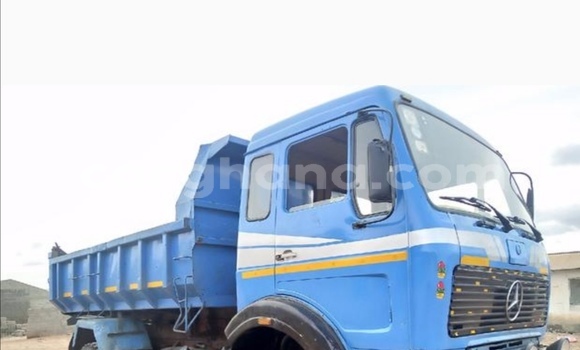 Sayi Na hannu Mercedes‒Benz 2628 Blue Babbar mota in Agona West Municipal a Tsakiya