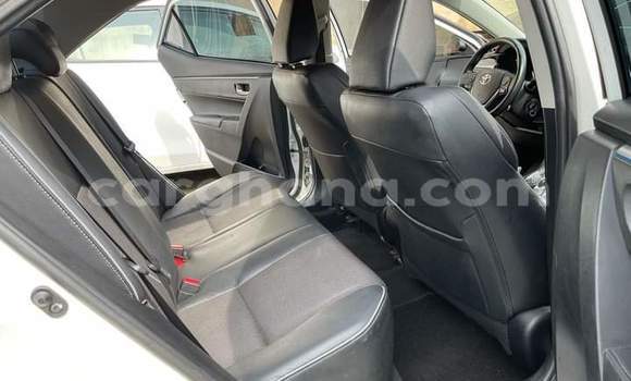 Buy Used Toyota Corolla White Car in Atebubu–Amantin in Brong-Ahafo Buy Used Toyota Corolla White Car in Atebubu–Amantin in Brong-Ahafo