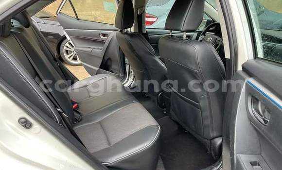 Buy Used Toyota Corolla White Car in Atebubu–Amantin in Brong-Ahafo Buy Used Toyota Corolla White Car in Atebubu–Amantin in Brong-Ahafo