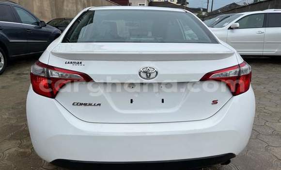 Buy Used Toyota Corolla White Car in Atebubu–Amantin in Brong-Ahafo Buy Used Toyota Corolla White Car in Atebubu–Amantin in Brong-Ahafo