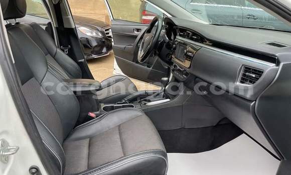 Buy Used Toyota Corolla White Car in Atebubu–Amantin in Brong-Ahafo Buy Used Toyota Corolla White Car in Atebubu–Amantin in Brong-Ahafo