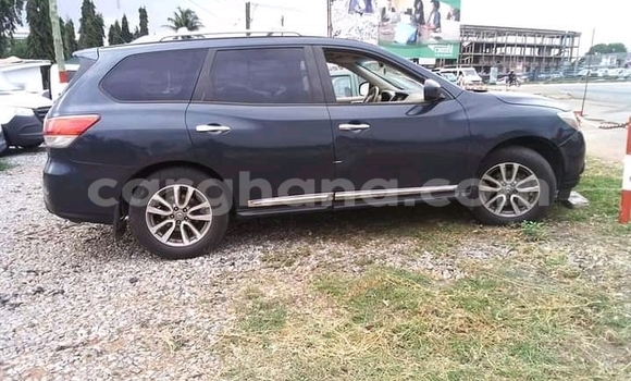 Ra Àlòkù Nissan Pathfinder Miiran Ọkọ̀ in Accra ni Greater Accra Ra Àlòkù Nissan Pathfinder Miiran Ọkọ̀ in Accra ni Greater Accra