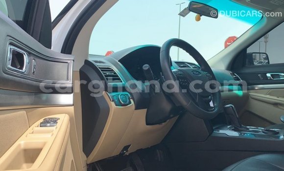 Buy Import Ford Explorer White Car in Import - Dubai in Ashanti Buy Import Ford Explorer White Car in Import - Dubai in Ashanti