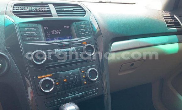 Buy Import Ford Explorer White Car in Import - Dubai in Ashanti Buy Import Ford Explorer White Car in Import - Dubai in Ashanti