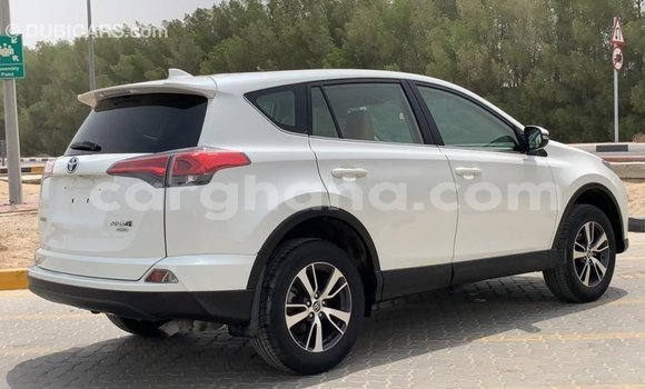 Buy Import Toyota 4Runner White Car in Import - Dubai in Ashanti Buy Import Toyota 4Runner White Car in Import - Dubai in Ashanti