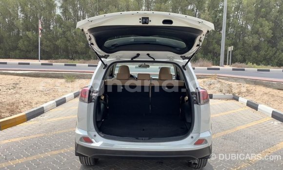 Buy Import Toyota 4Runner White Car in Import - Dubai in Ashanti Buy Import Toyota 4Runner White Car in Import - Dubai in Ashanti